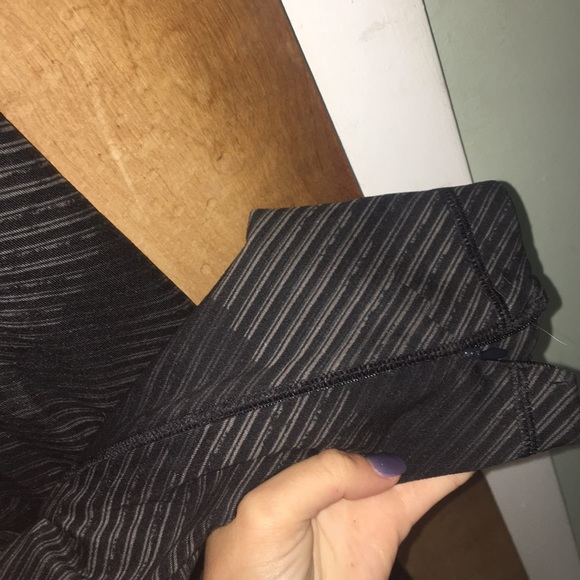 Under Amour Leggings - Picture 4 of 5